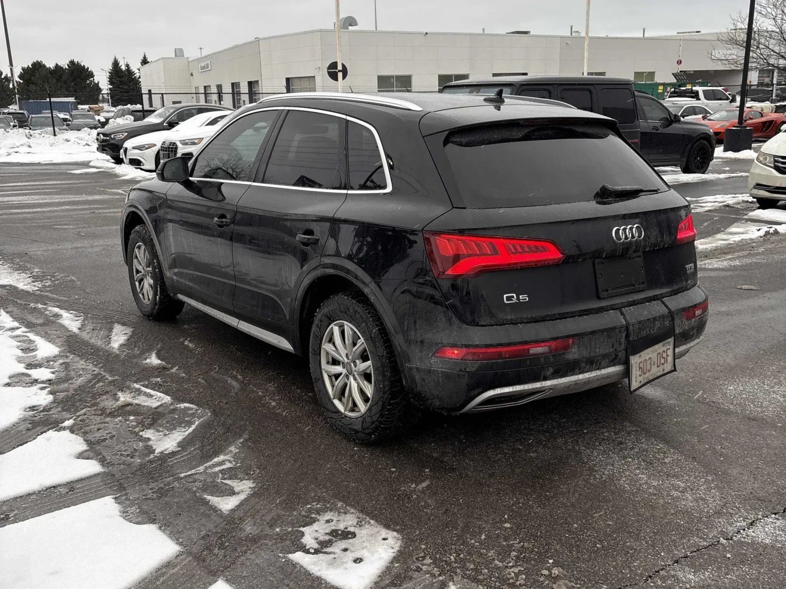 Audi Q5 KOMFORT| ПОДГРЕВИ| CARFAX+ 2 ЧИФТ ДЖАНТИ С ГУМИ - изображение 4