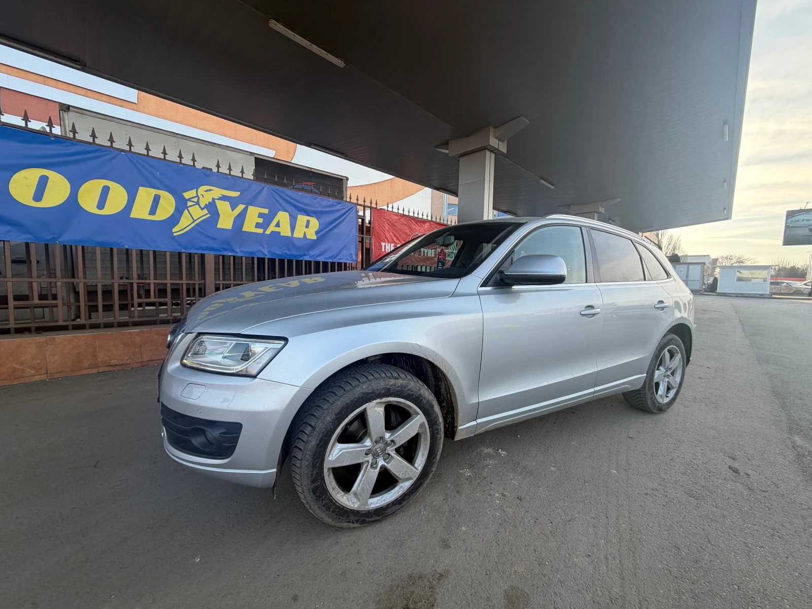 Audi Q5 FACELIFT* LED* 2.0D* 4x4