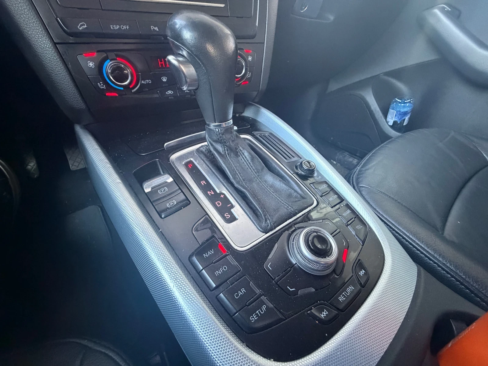 Audi Q5 FACELIFT* LED* 2.0D* 4x4, снимка 11 - Автомобили и джипове - 53738651