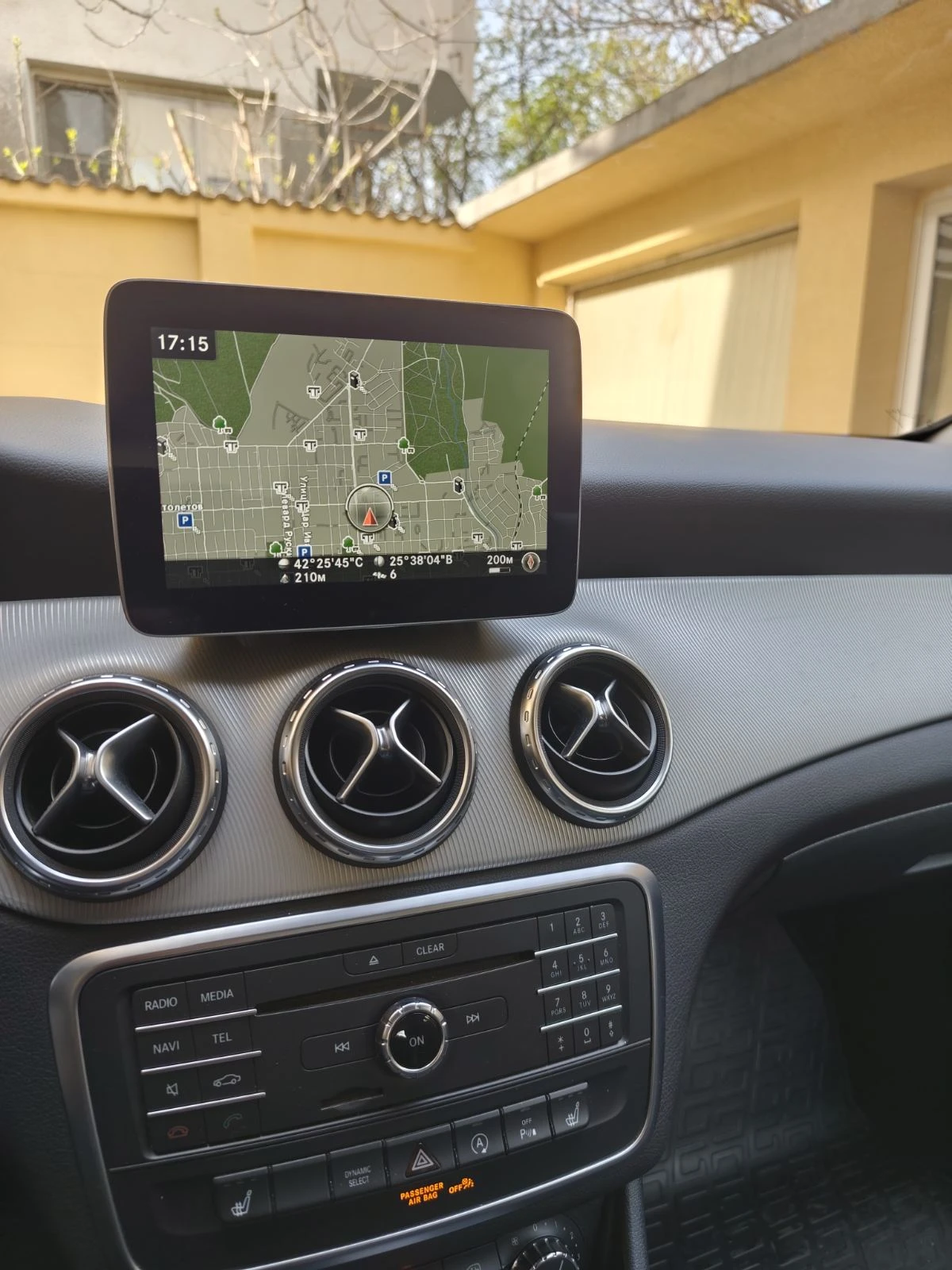 Mercedes-Benz GLA 220, снимка 8 - Автомобили и джипове - 53848923