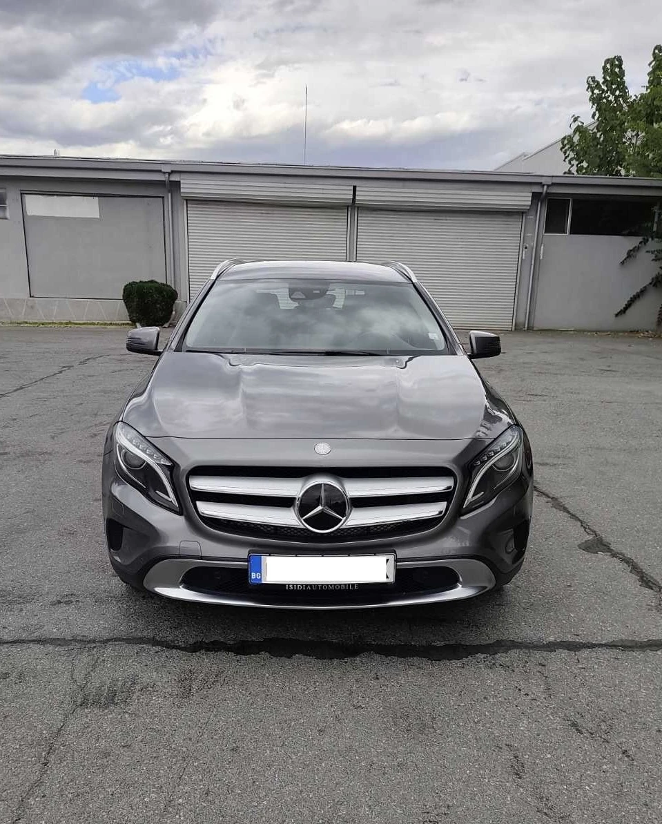 Mercedes-Benz GLA 220