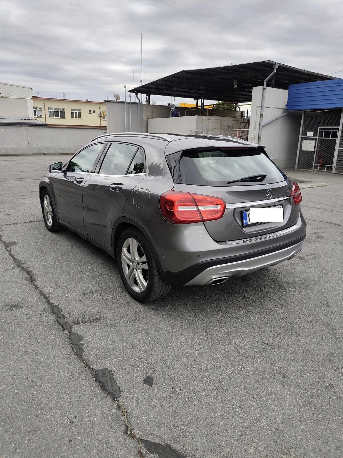 Mercedes-Benz GLA 220, снимка 4 - Автомобили и джипове - 56333814