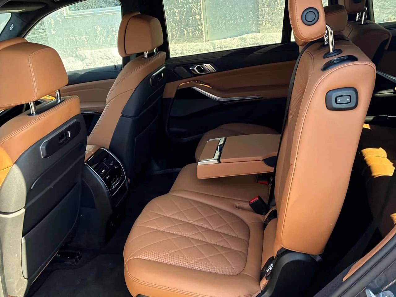 BMW X7 * xDrive40i * ДИСТРОНИК * 360 * H/K * М ПАКЕТ, снимка 15 - Автомобили и джипове - 53965994