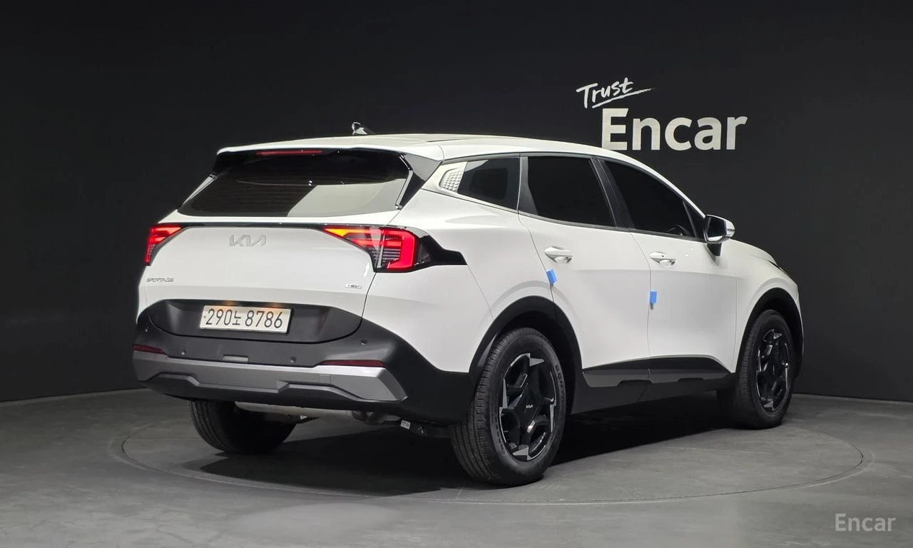 Kia Sportage HYBRID* PRESTIGE* ОБДУХВАНЕ* LANE* ASSIST* 360КАМЕ, снимка 2 - Автомобили и джипове - 55314713