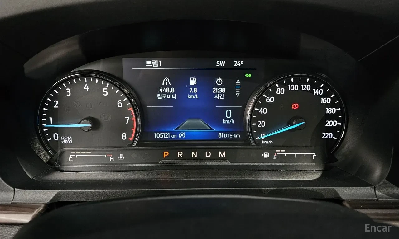 Ford Explorer 2.3 LIMITED 4x4* DISTRONIC* 360* ПОДГРЕВ* ОБДУХ* , снимка 10 - Автомобили и джипове - 55539310