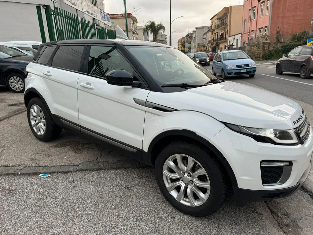Land Rover Range Rover Evoque 2.0D 150ps., снимка 2 - Автомобили и джипове - 55736983
