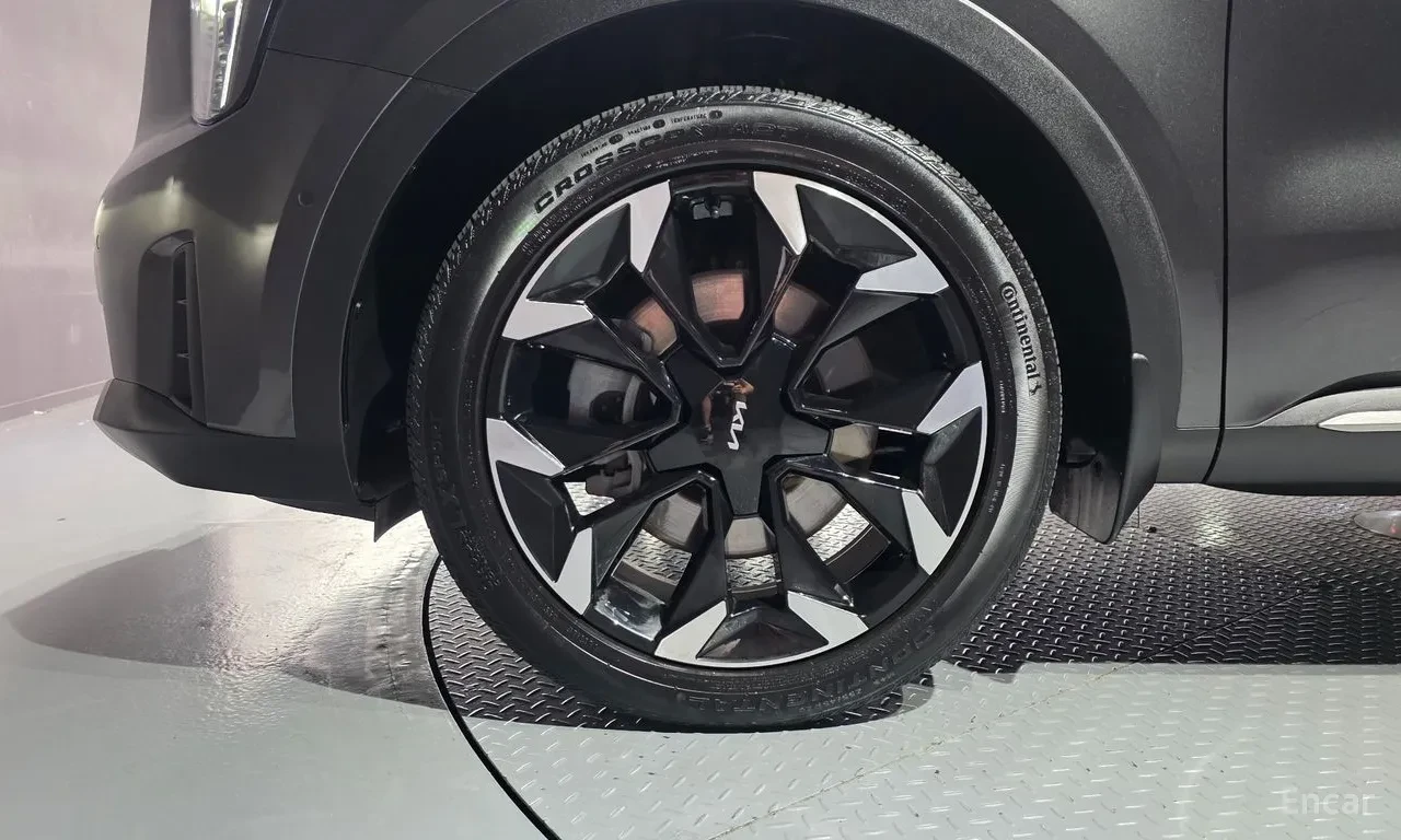 Kia Sorento SIGNATURE | MASSAGE| COMFORT PKG| HUD| 360| CAM, снимка 5 - Автомобили и джипове - 55754067