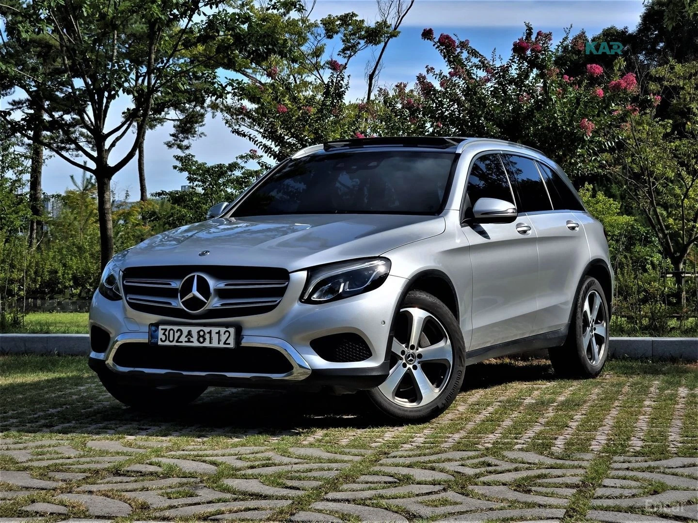 Mercedes-Benz GLC 220 4MATIC* КОЖА* ПОДГРЕВ* PANO* НАВИ* КАМЕРА
