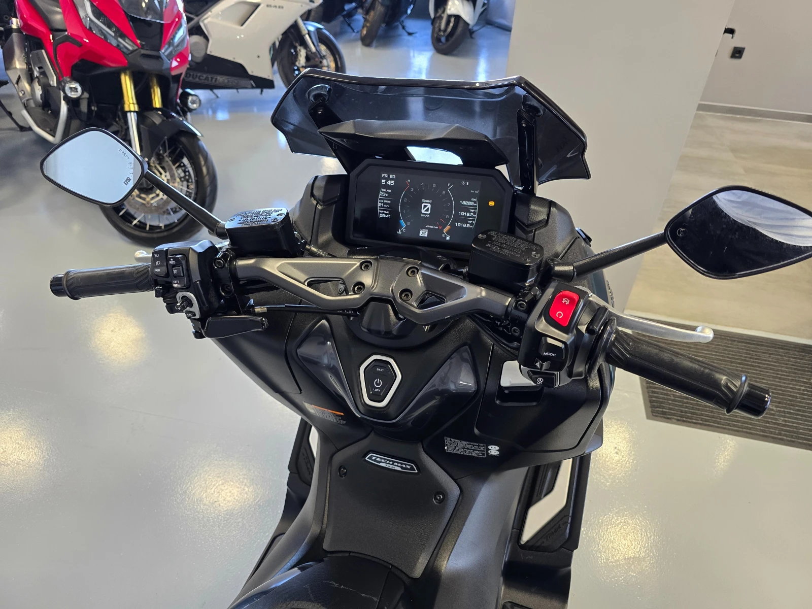 Yamaha T-max 560ie, Tech Max, ABS-TCS! | Mobile.bg   12