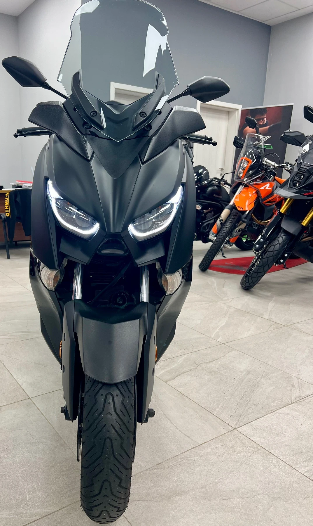 Yamaha X-max 400 ABS TCS TECH MAX 2020 - 289лв/месец - изображение 9