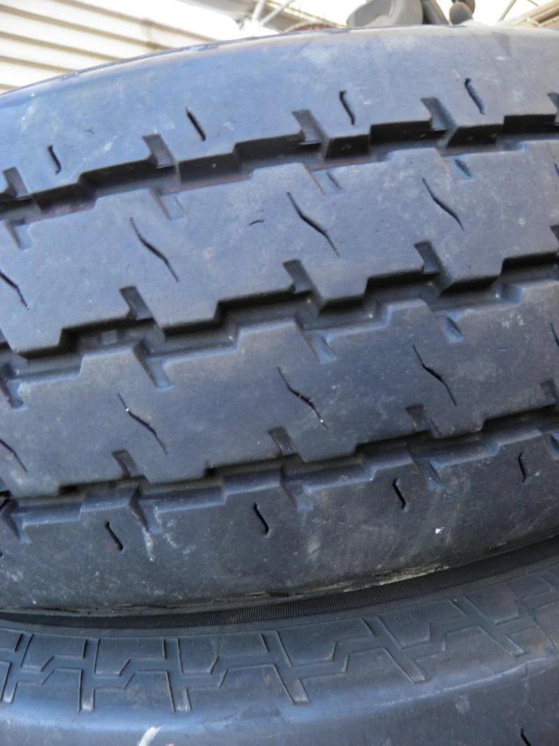 Гуми Летни 215/75R16, снимка 4 - Гуми и джанти - 28296594