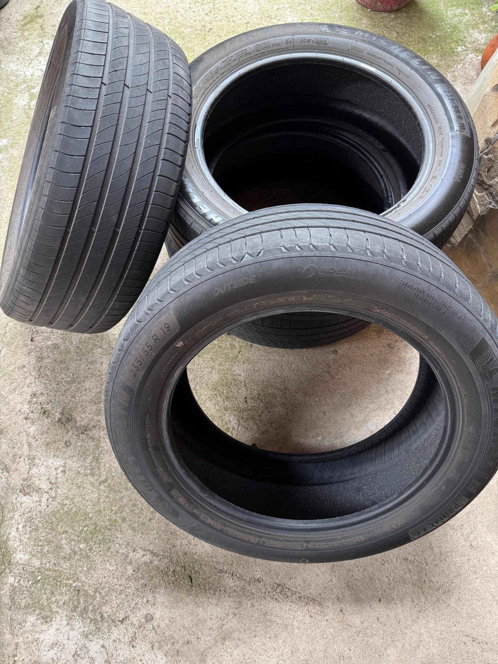 Гуми Летни 235/55R19, снимка 2 - Гуми и джанти - 54771319