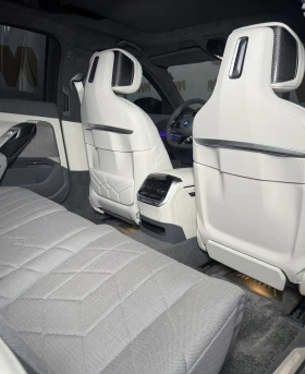 BMW i7 M70* M-Sport* TV* IconicGlow* Massage* SkyLounge, снимка 13