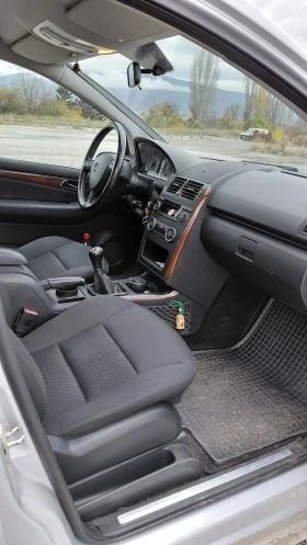 Mercedes-Benz A 200 Elegance , снимка 9