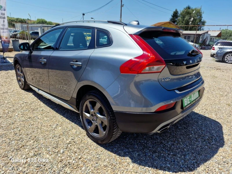 Volvo V40 Cross Country коледна промоция!, снимка 4 - Автомобили и джипове - 45539380