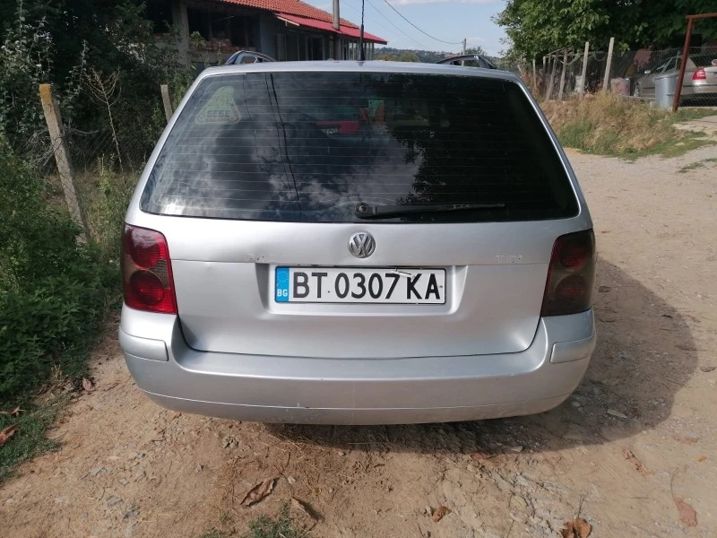 VW Passat, снимка 3 - Автомобили и джипове - 46890807