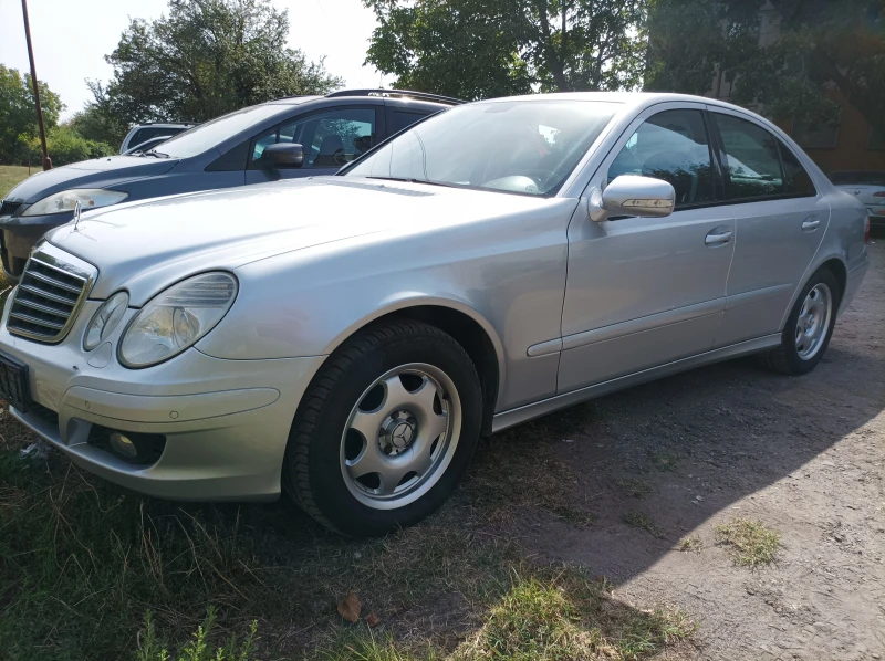 Mercedes-Benz E 320 4 matic, снимка 2 - Автомобили и джипове - 48196541