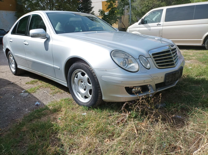 Mercedes-Benz E 320 4 matic, снимка 1 - Автомобили и джипове - 48196541