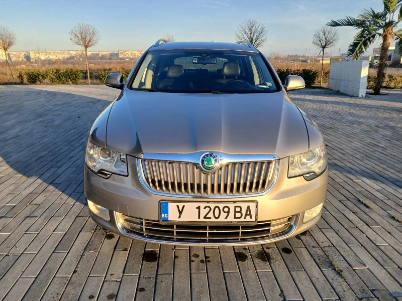 Skoda Superb, снимка 5 - Автомобили и джипове - 49228504