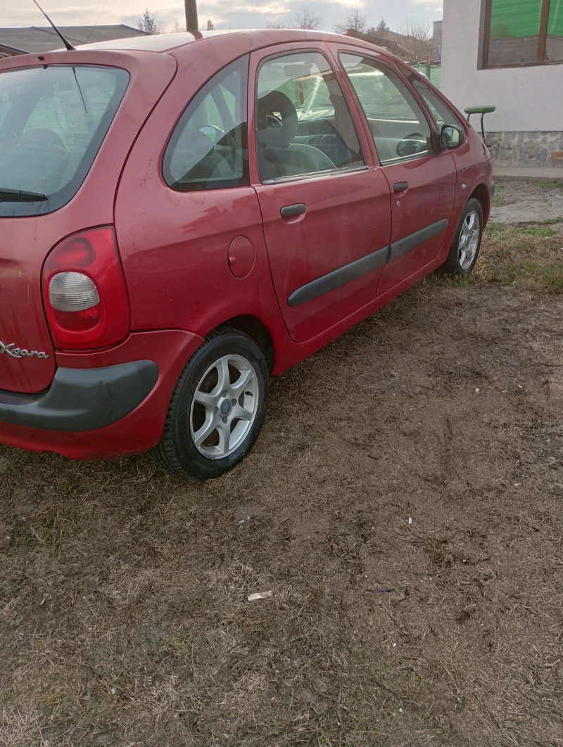 Citroen Xsara picasso, снимка 8 - Автомобили и джипове - 48478166