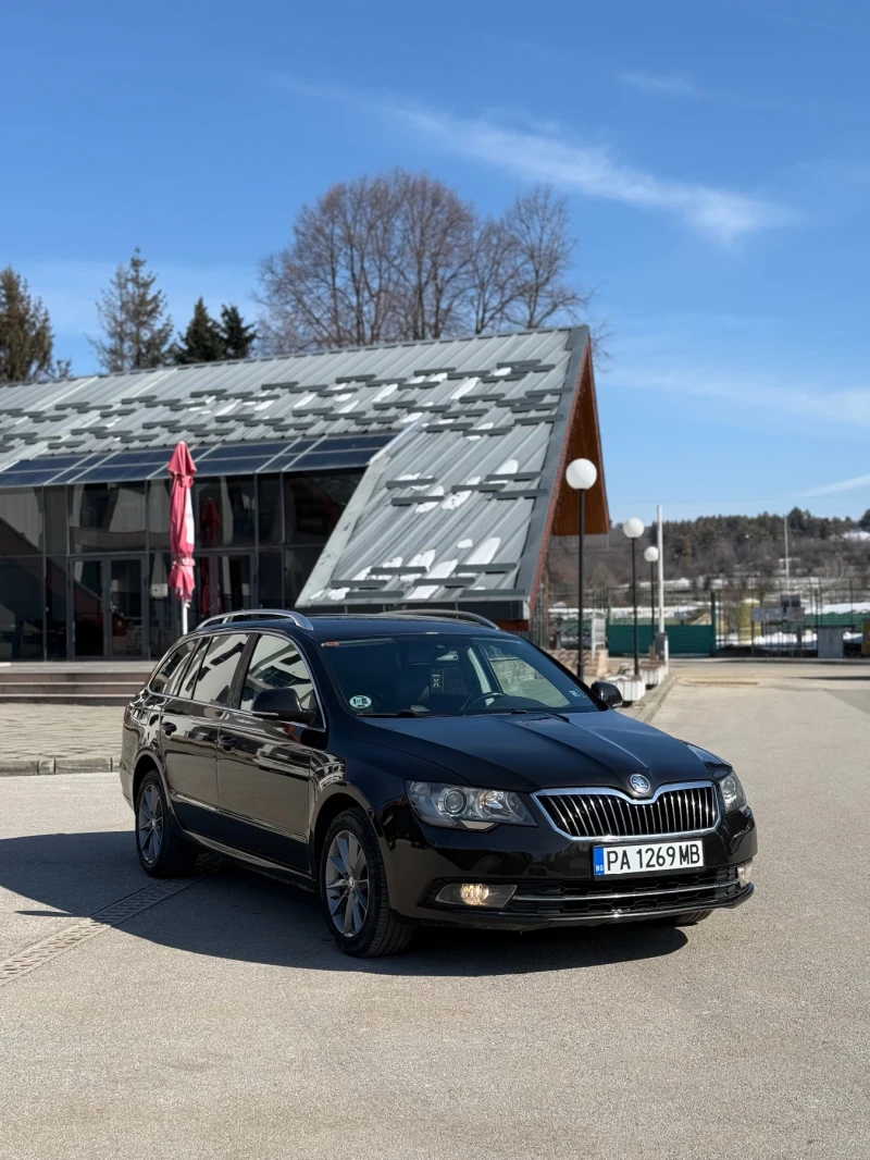 Skoda Superb FACE NAVI , снимка 1 - Автомобили и джипове - 49232228