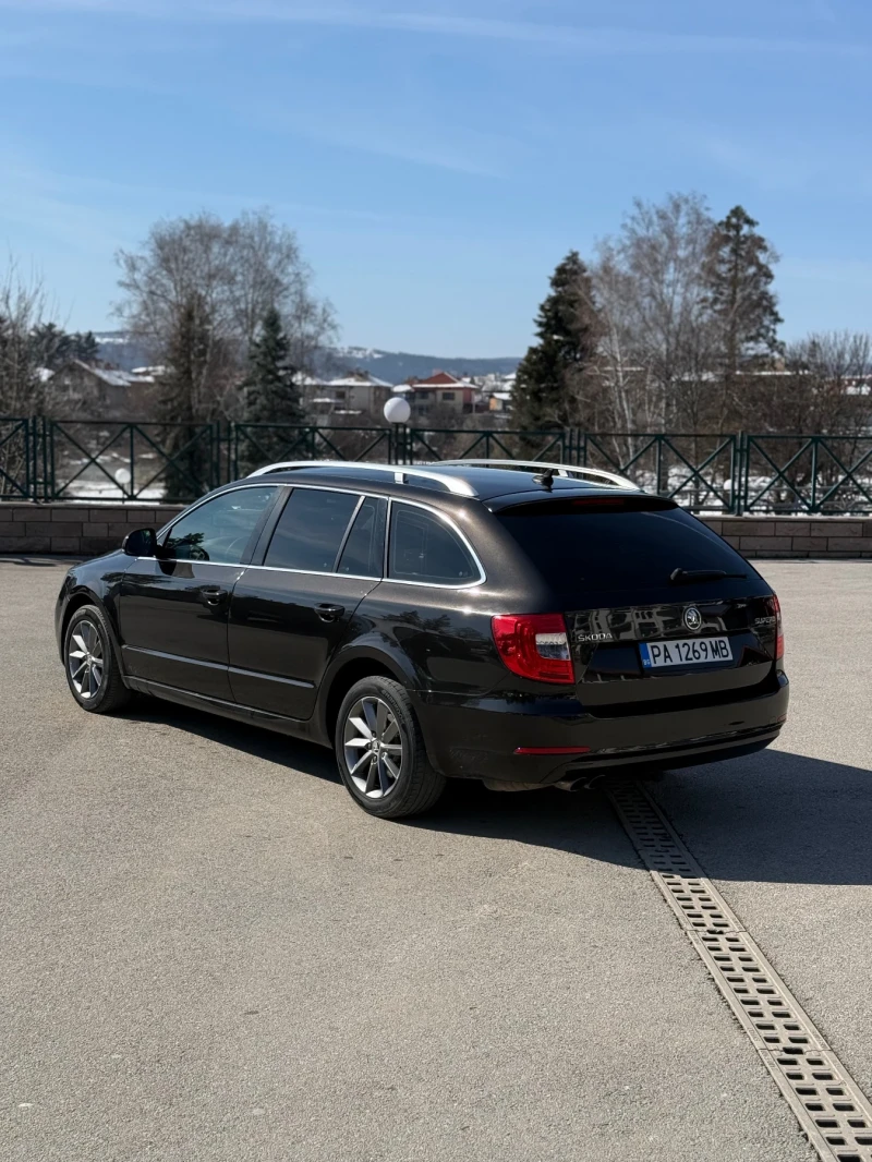 Skoda Superb FACE NAVI , снимка 4 - Автомобили и джипове - 49232228