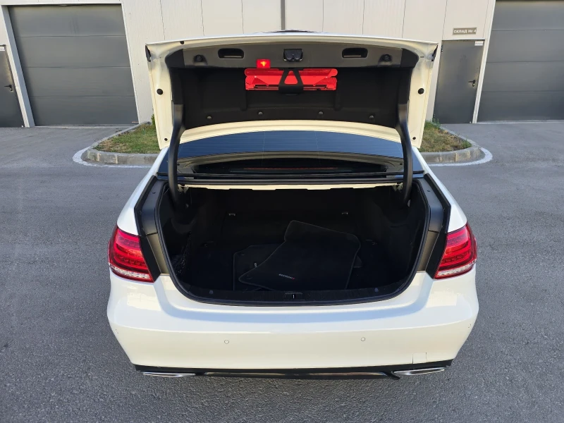 Mercedes-Benz E 300 cdi 231k.c* EDITION* 9Gtronic* Люк* ЛИЗИНГ, снимка 16 - Автомобили и джипове - 50891562