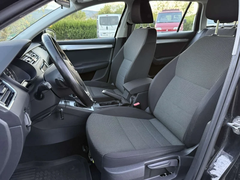 Skoda Octavia AMBITION, 2.0TDI-150к.с., снимка 9 - Автомобили и джипове - 52164556