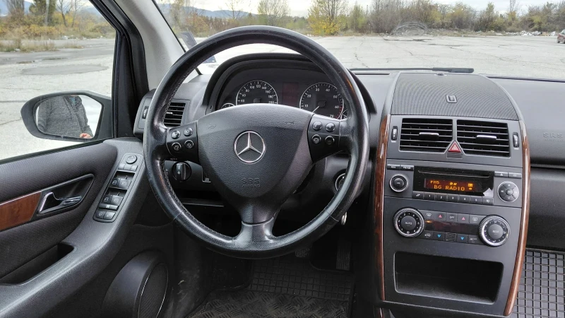 Mercedes-Benz A 200 Elegance , снимка 12 - Автомобили и джипове - 52367457