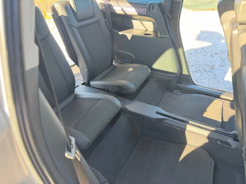 Opel Zafira 1.8 Cosmo 7 Местна, снимка 9 - Автомобили и джипове - 52614393