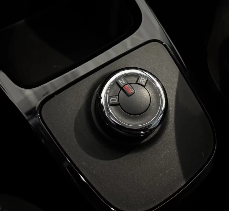 Dacia Spring 2023г 26000км, снимка 8 - Автомобили и джипове - 52625399