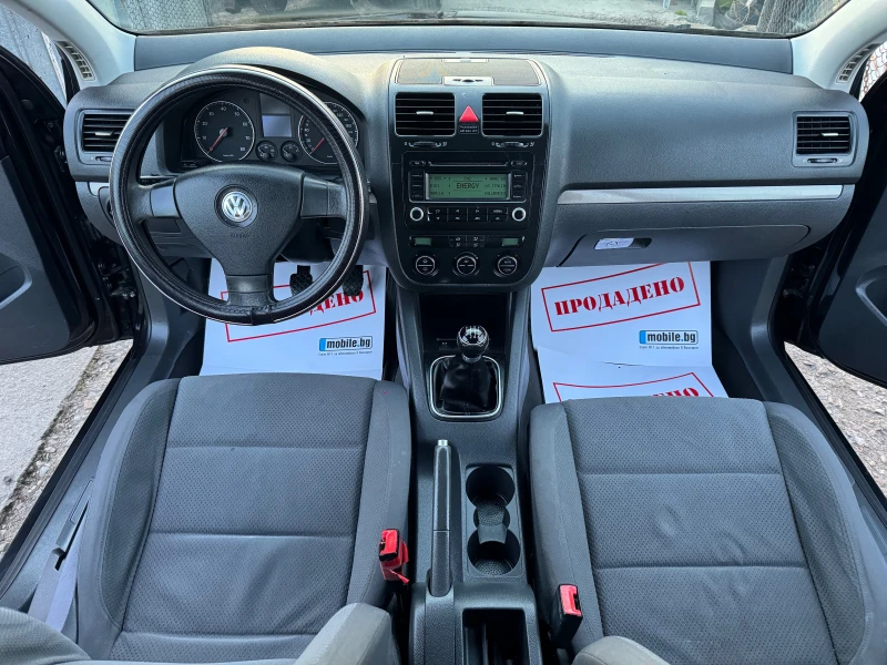 VW Golf 1.6i KLIMA 6 SKOROSTI 2007G, снимка 14 - Автомобили и джипове - 53168915