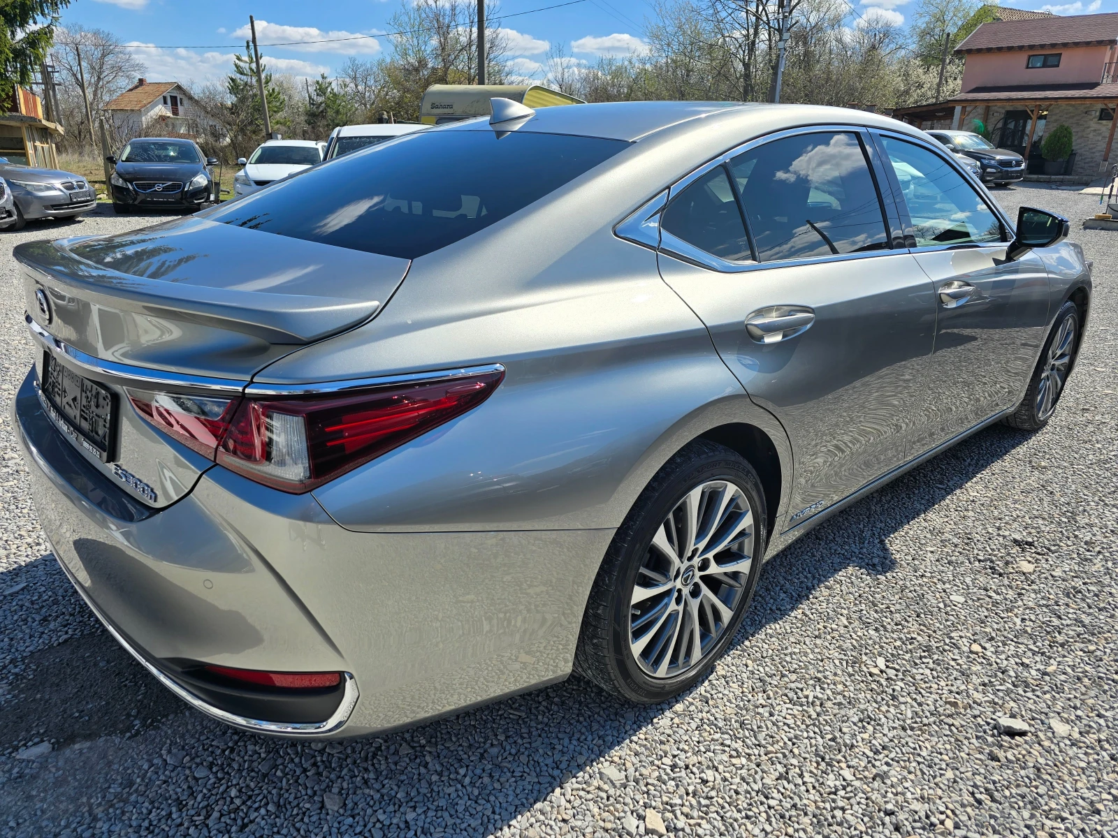 Lexus ES 300 2.5I-HYBRID-FUL-FUL-92000KM-ГАРАНЦИОНЕН - изображение 7