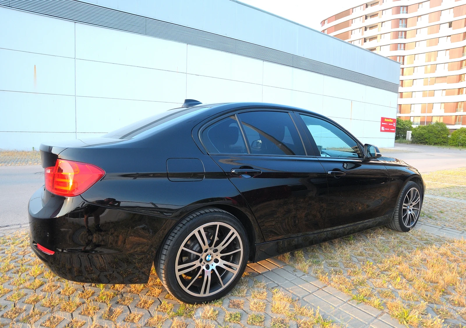 BMW 320 D - изображение 7