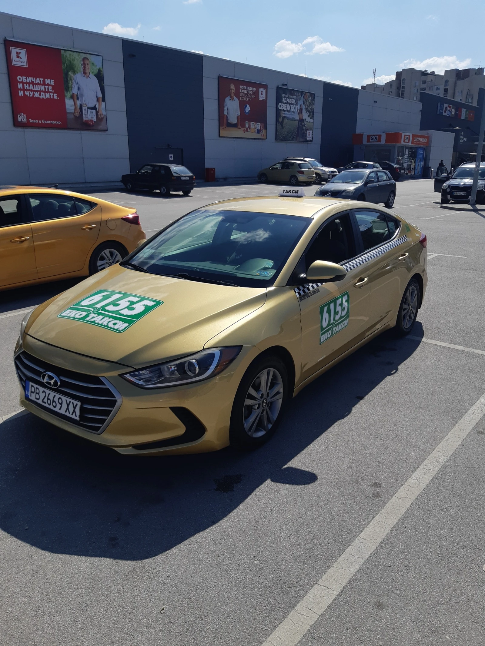 Hyundai Elantra  - изображение 2