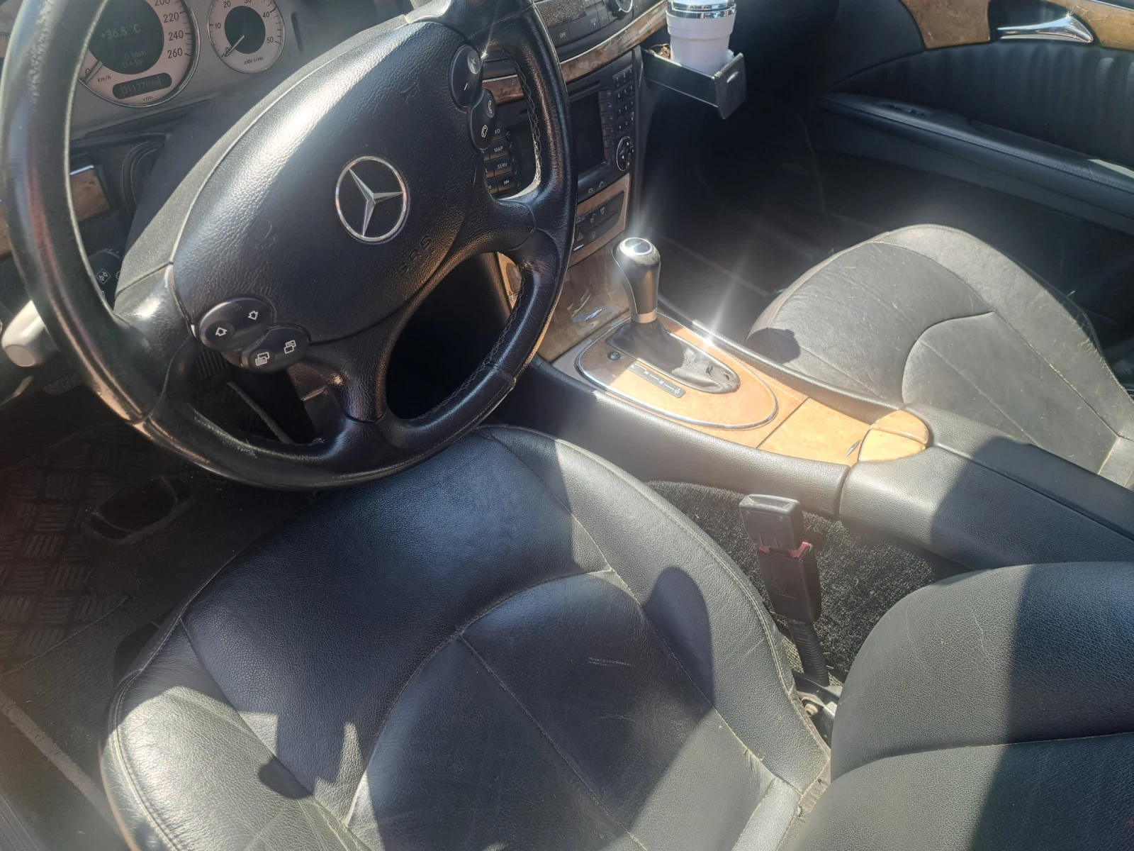 Mercedes-Benz E 320  - изображение 5