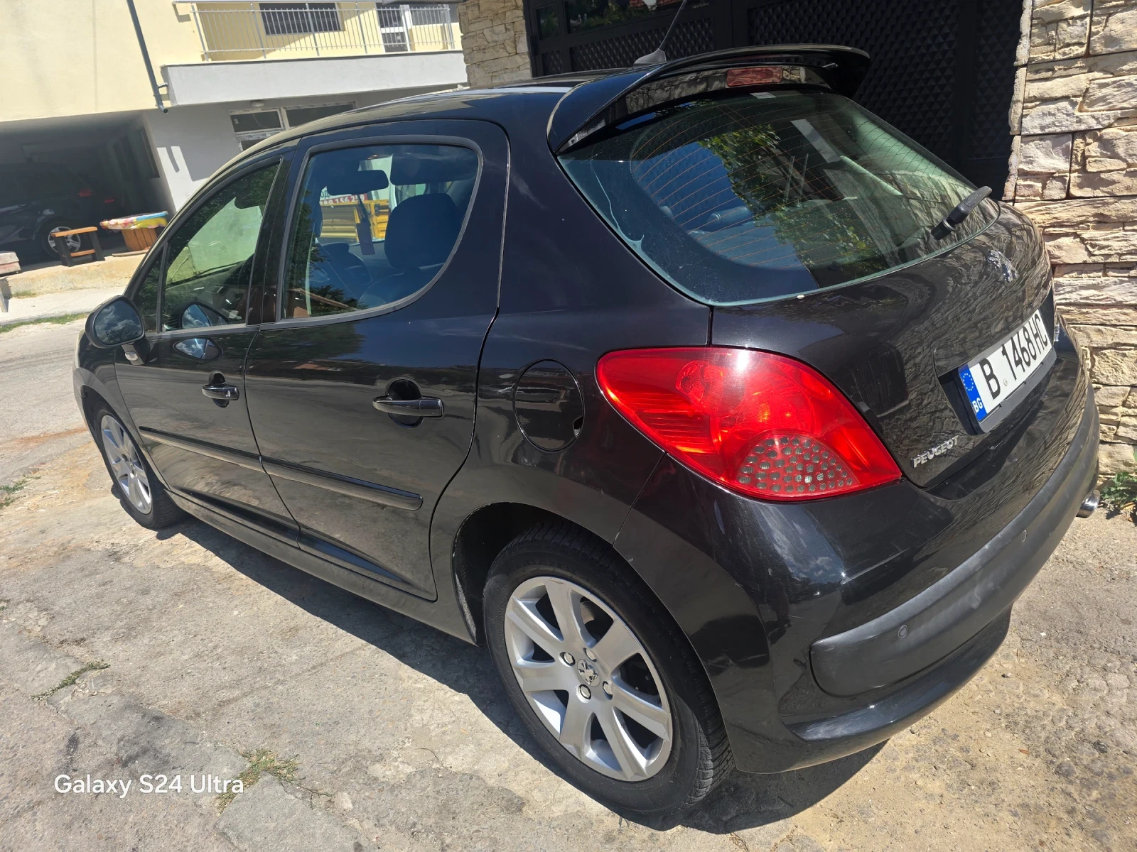 Peugeot 207 1.6 HDI - изображение 9