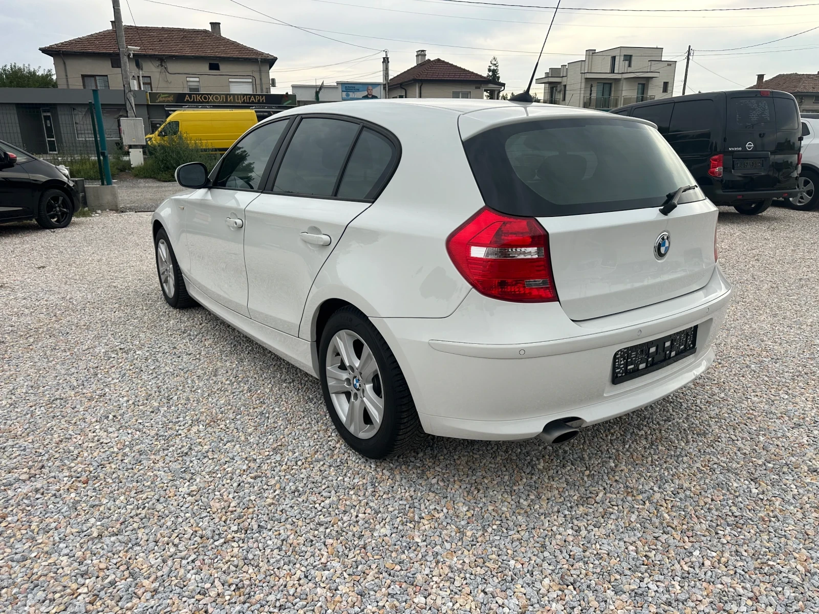BMW 120 AUTOMATIC - изображение 4