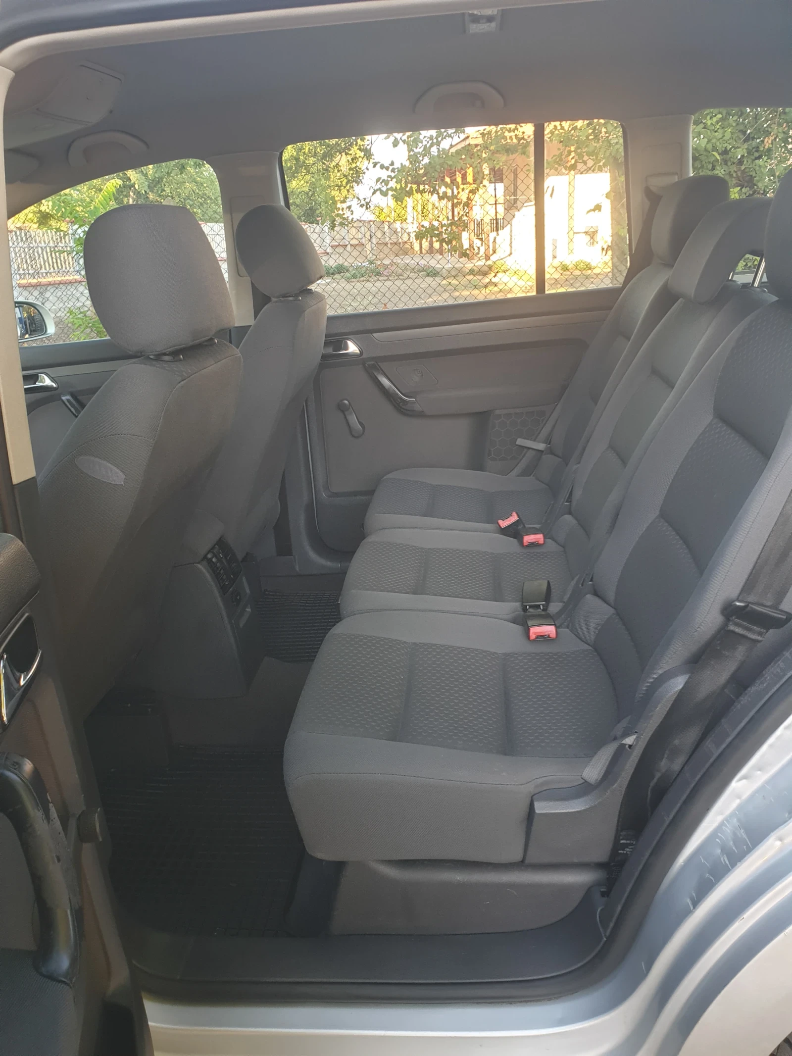 VW Touran 1.9TDI 105 ks 7 mst | Mobile.bg — изображение 13