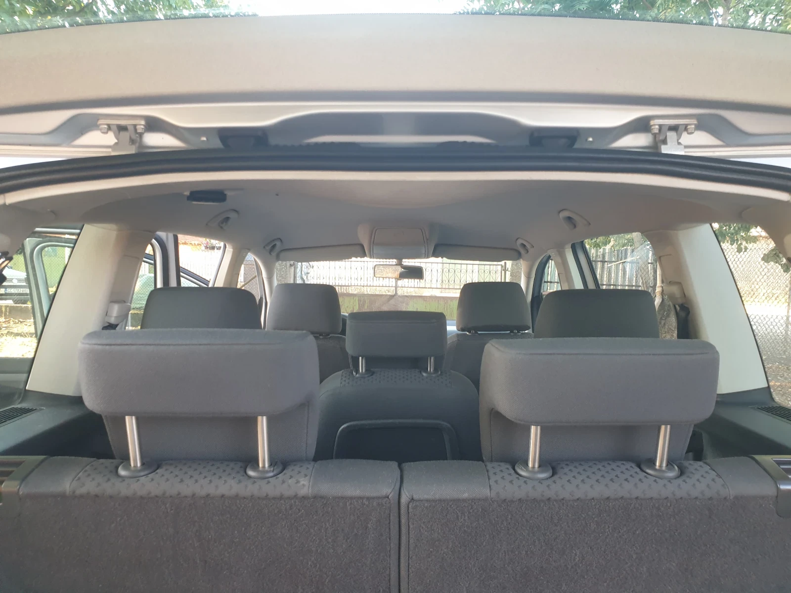 VW Touran 1.9TDI 105 ks 7 mst | Mobile.bg — изображение 12