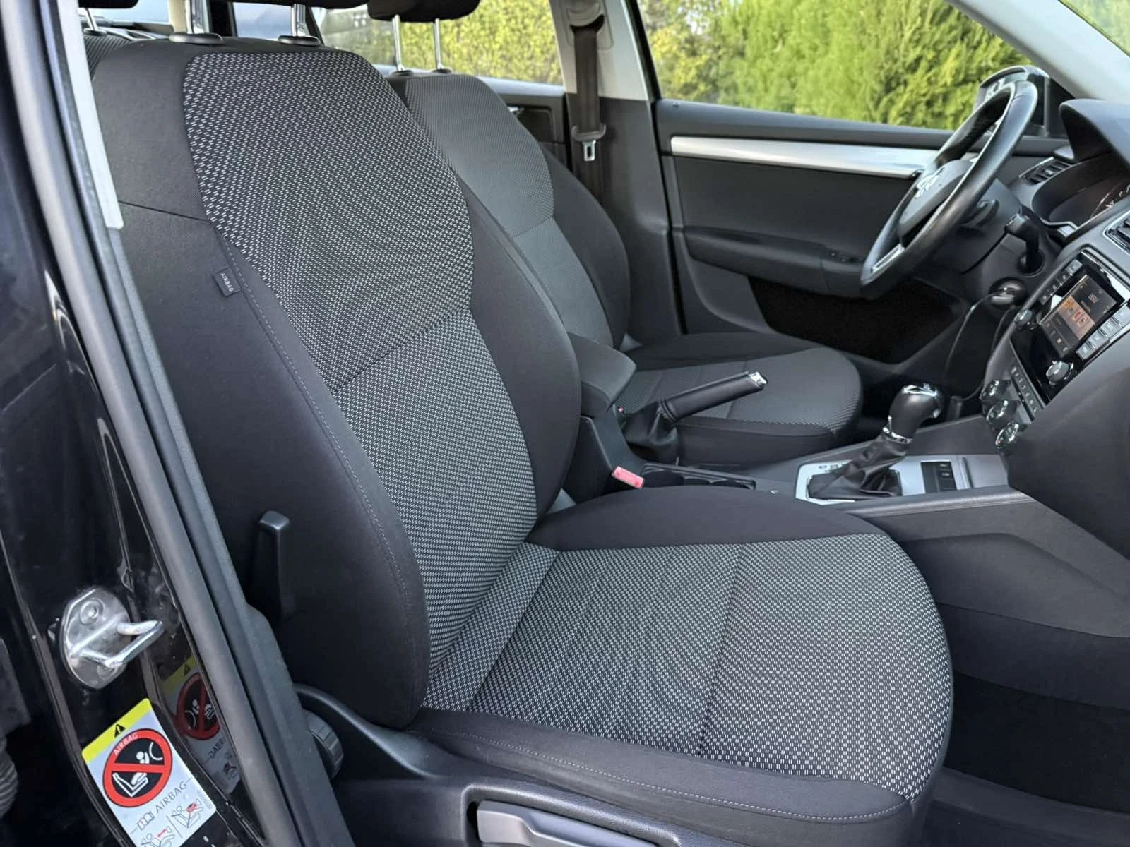 Skoda Octavia AMBITION, 2.0TDI-150к.с. - изображение 10