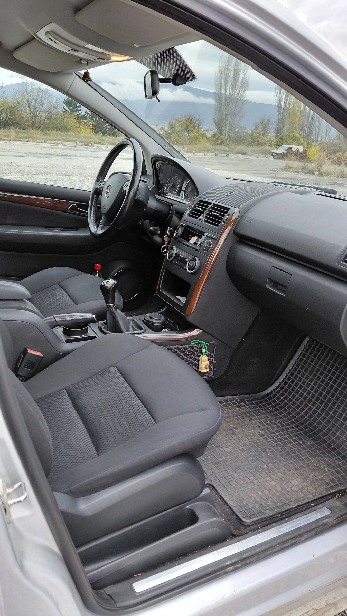 Mercedes-Benz A 200 Elegance  - изображение 9