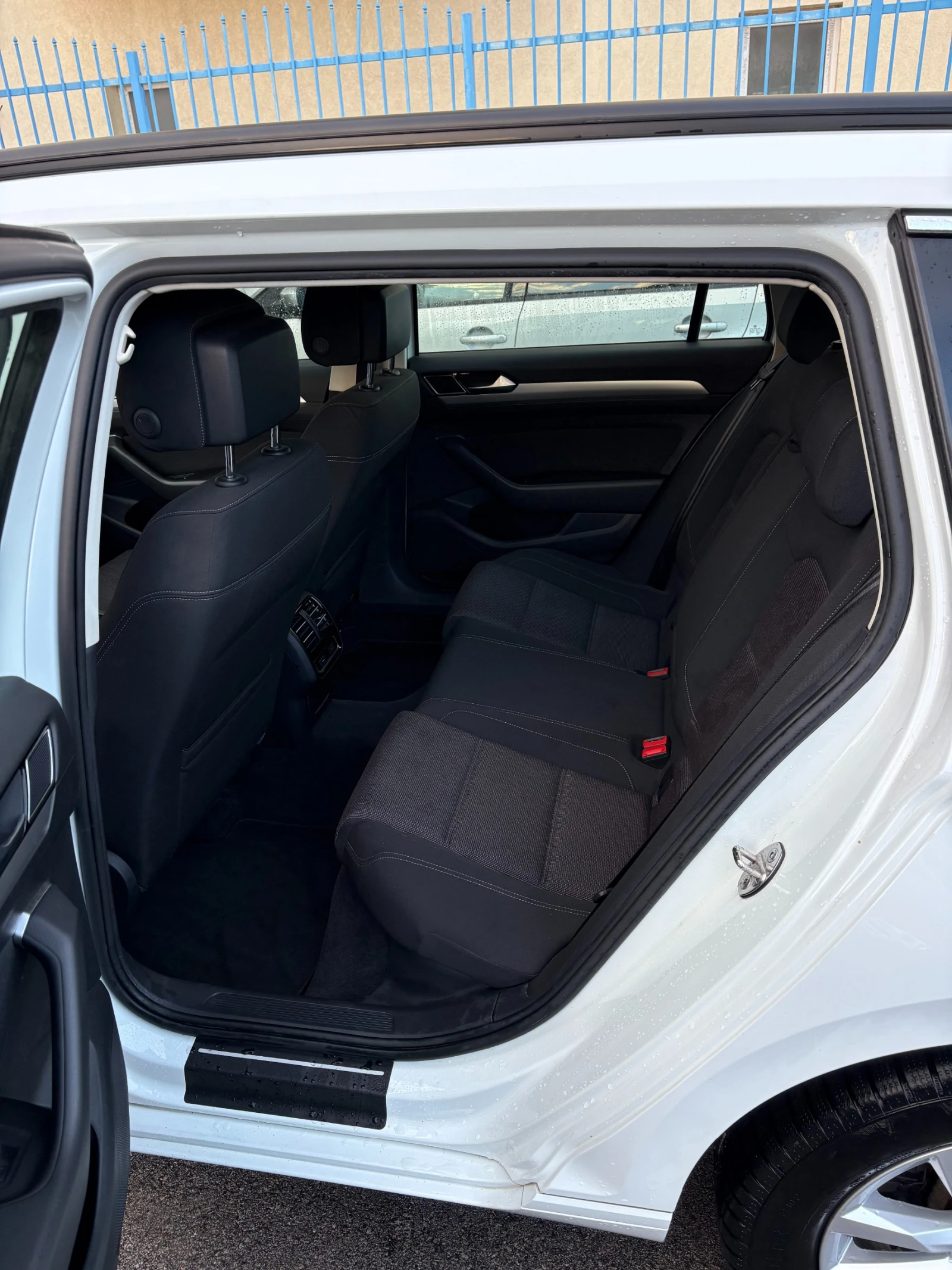 VW Passat 2.0 TDI 150ps  | Mobile.bg   7