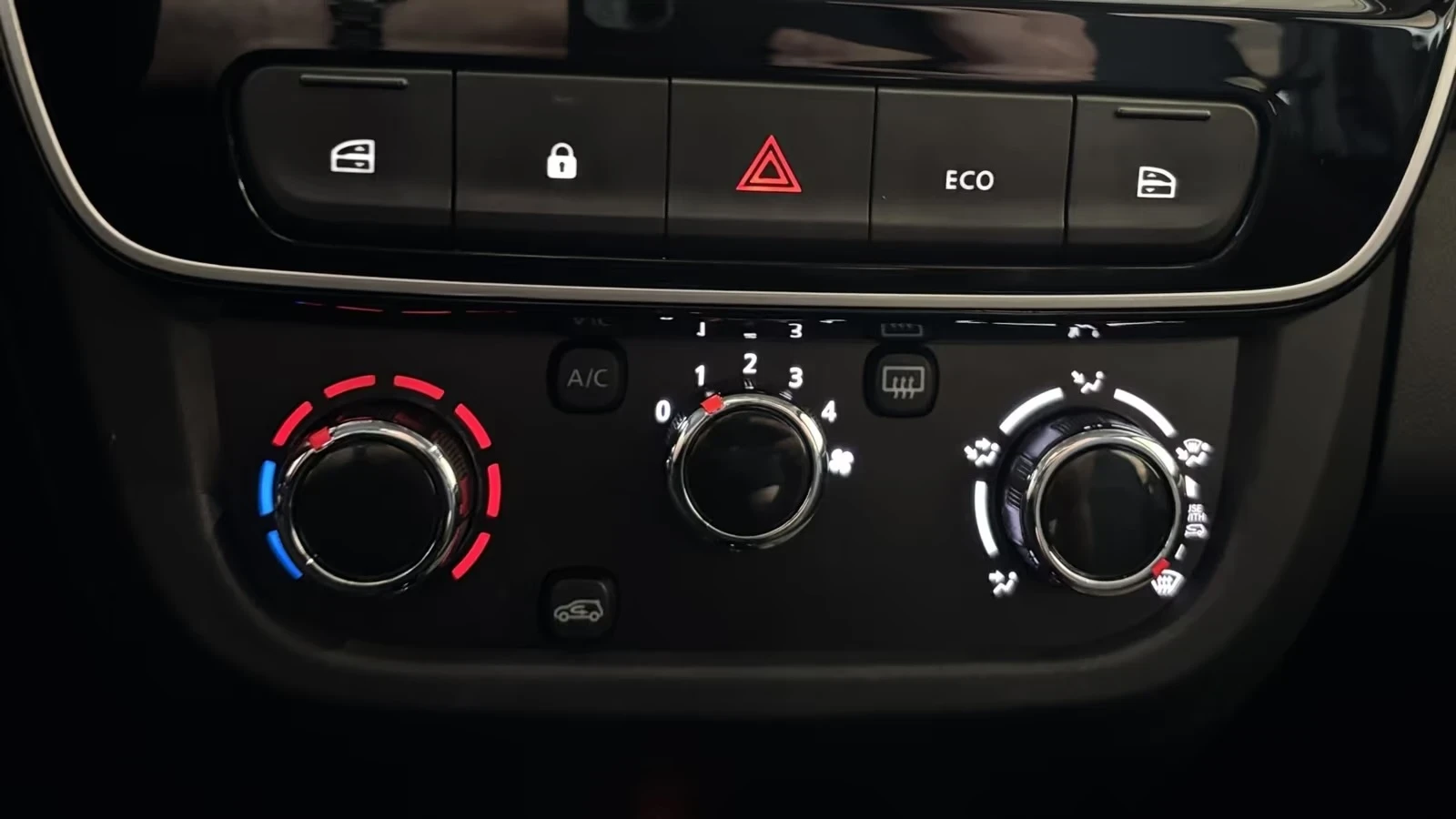 Dacia Spring 2023г 26000км - изображение 7