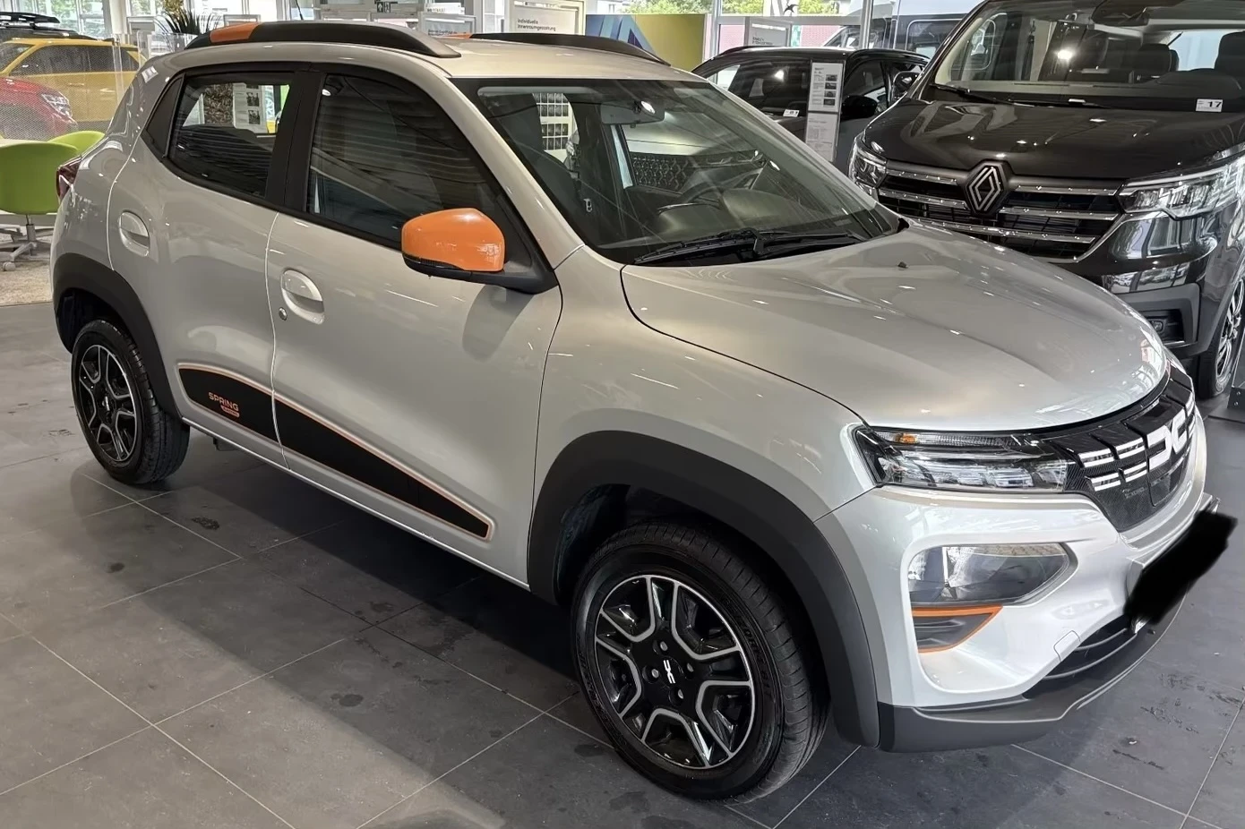 Dacia Spring 2023г 26000км - изображение 3