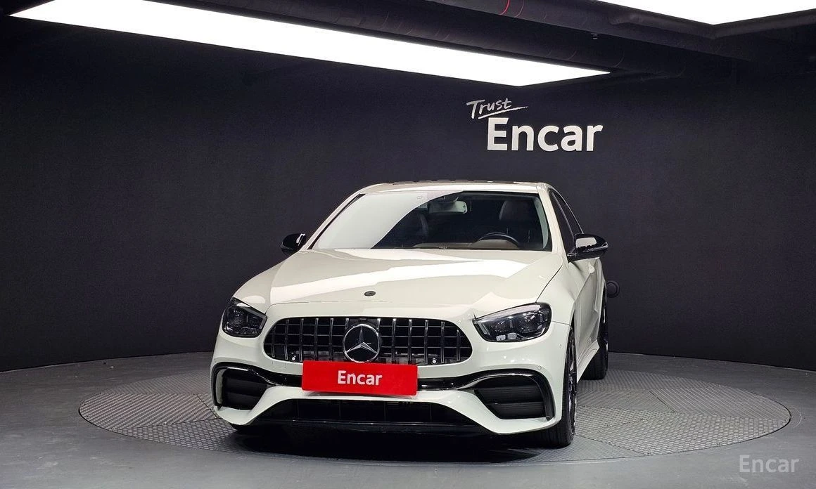 Mercedes-Benz E 200  - изображение 3