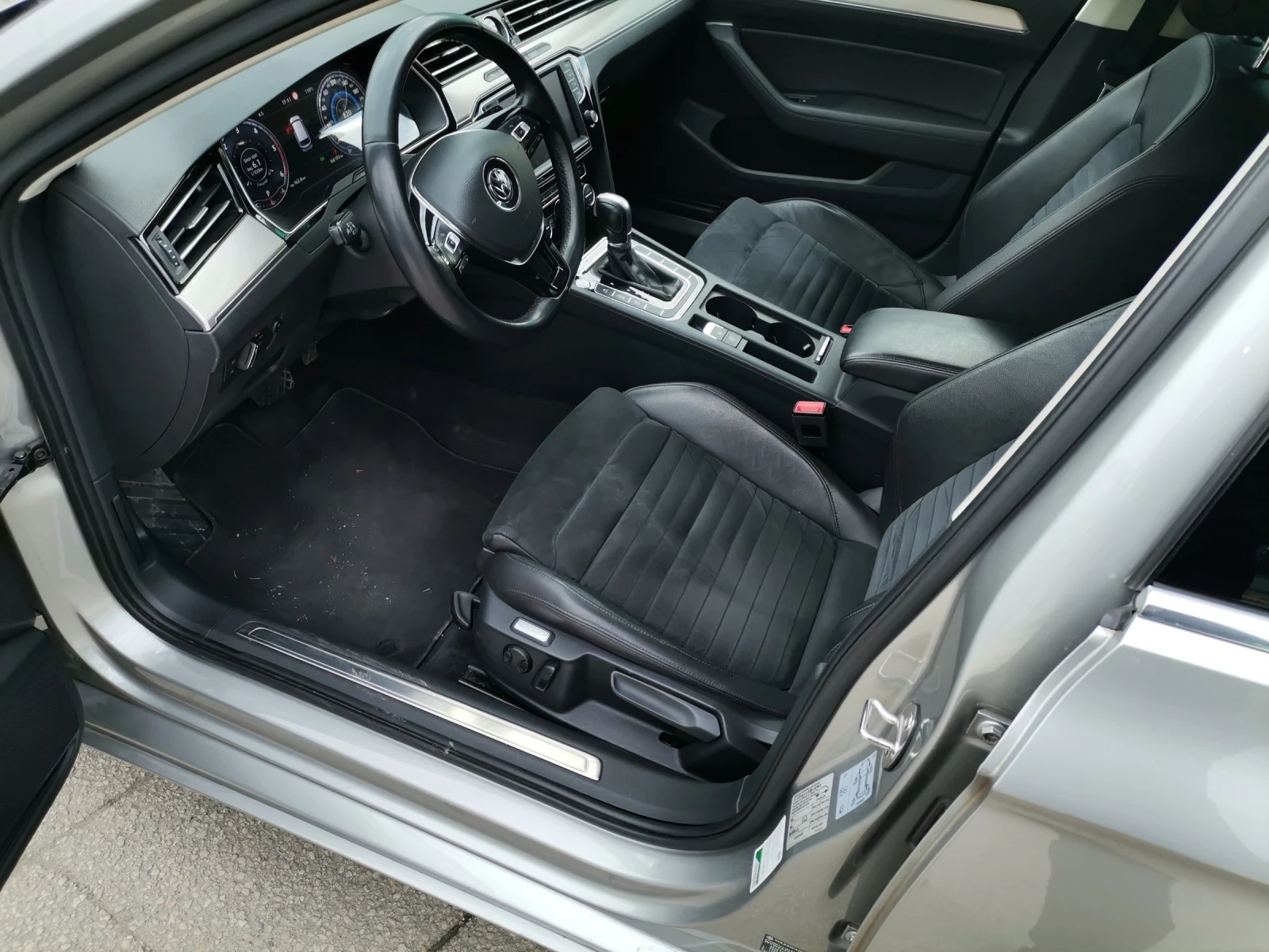 VW Passat 2.0TDI 4MOTIOM  - изображение 8