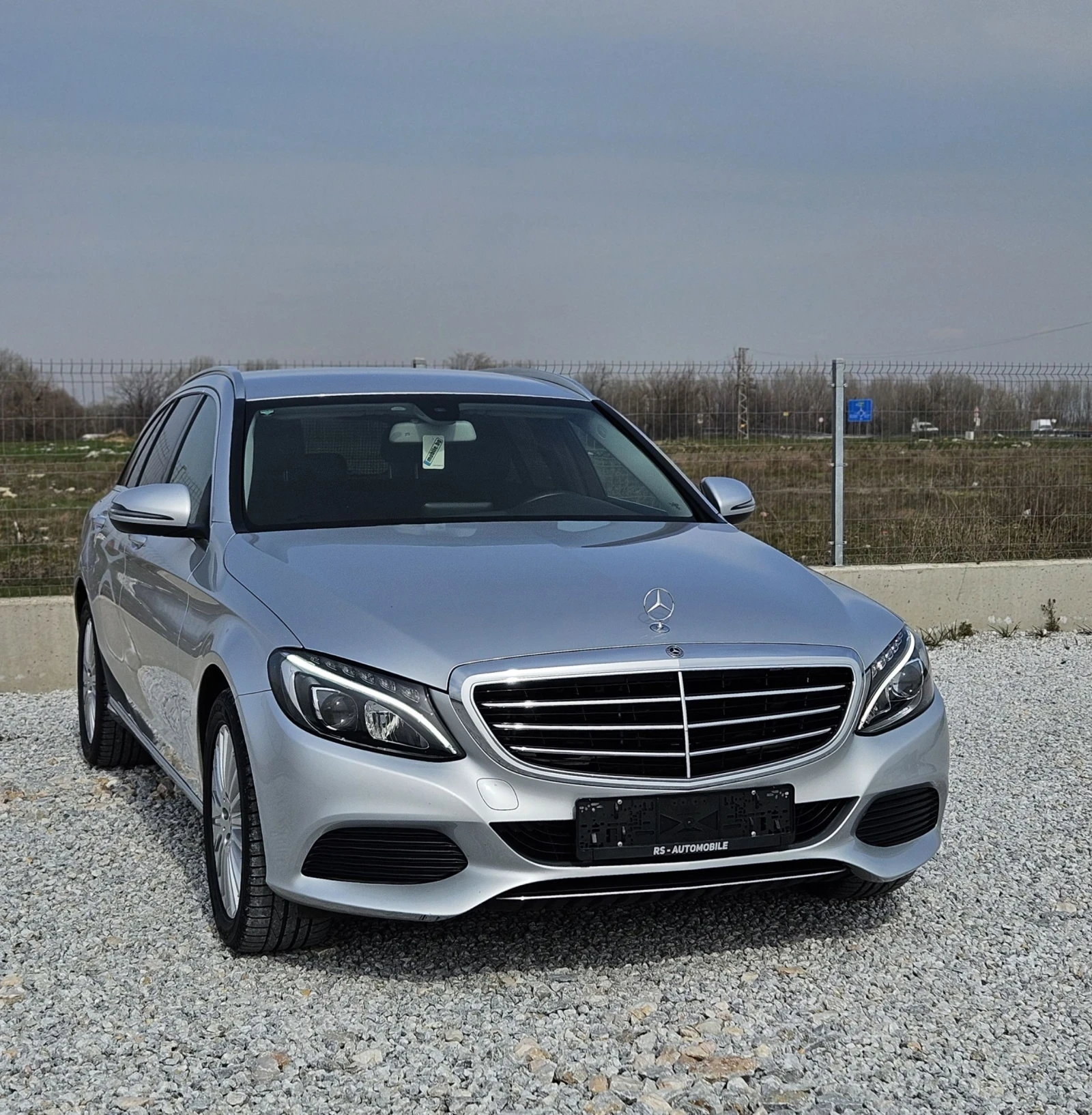 Mercedes-Benz C 220 Евро6 , снимка 3 - Автомобили и джипове - 53374823