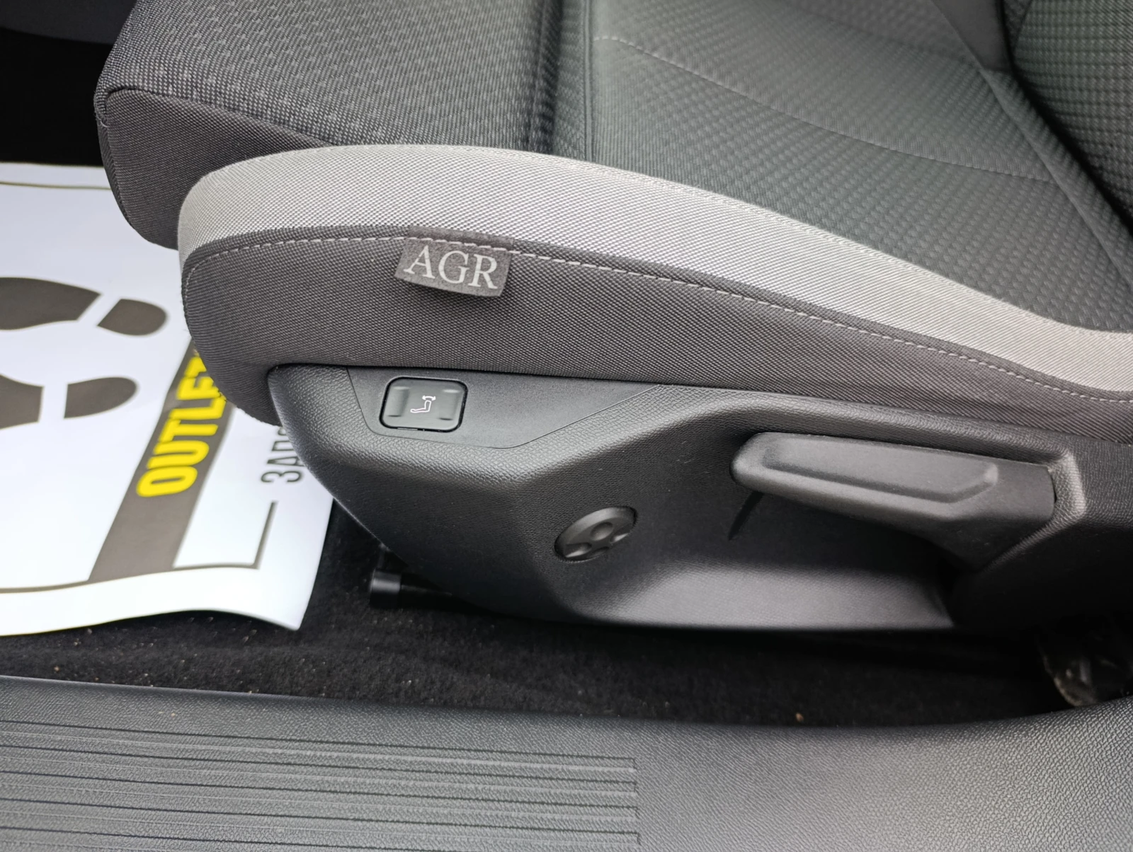 Opel Astra 1.2 Business Edition 130hp - изображение 10