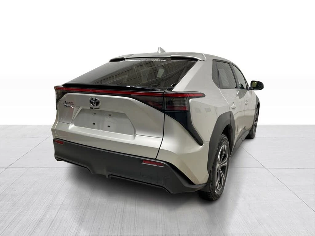 Toyota bZ4X LE* �������* ��������* CARPLAY* KEYLESS* ������*  | Mobile.bg � ����������� 5